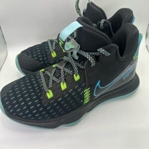 Nike LeBron Witness V 5 Mens Size 7.5 Black Lagoon Pulse Blue Fury CQ9380-004